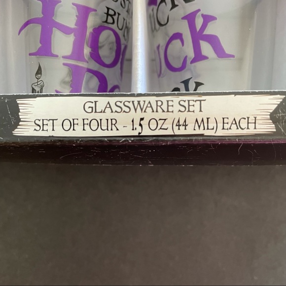 Disney HOCUS POCUS Amuck, Amuck, Amuck & More Sayings Set of 4 Shot Glasses NEW! - Picture 3 of 16